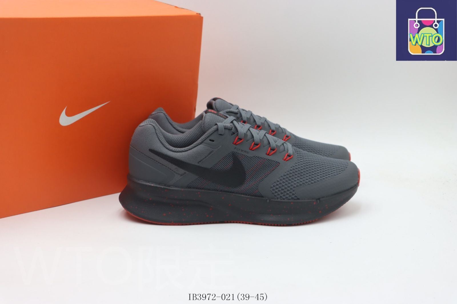 今日特価】Nike ナイキ ランニングシューズ グレーブラック