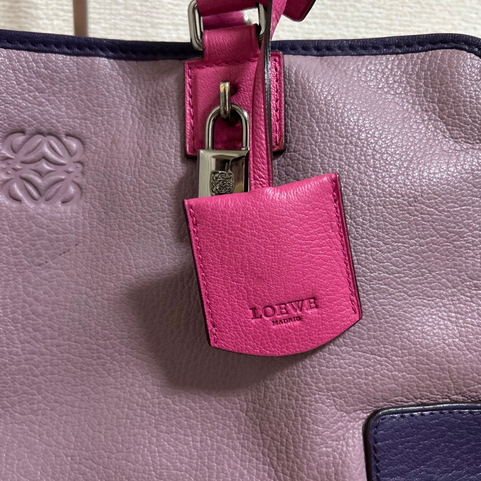 ロエベ LOEWE アマソナ28 ハンドバッグ トリコロール ピンク