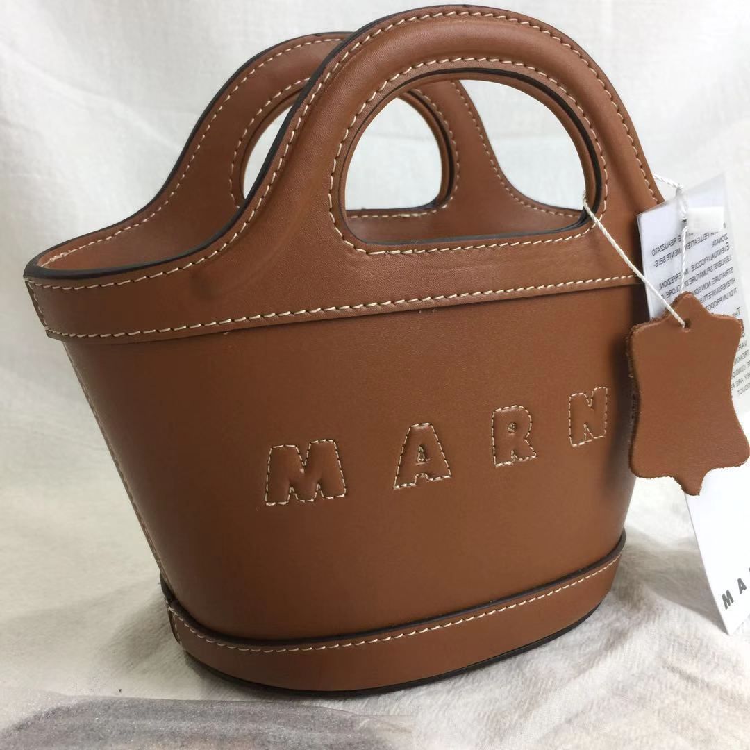 MARNI マルニ かごバッグ マイクロミニ ブラウン MARNI マルニ かごバッグ マイクロミニ ブラウン