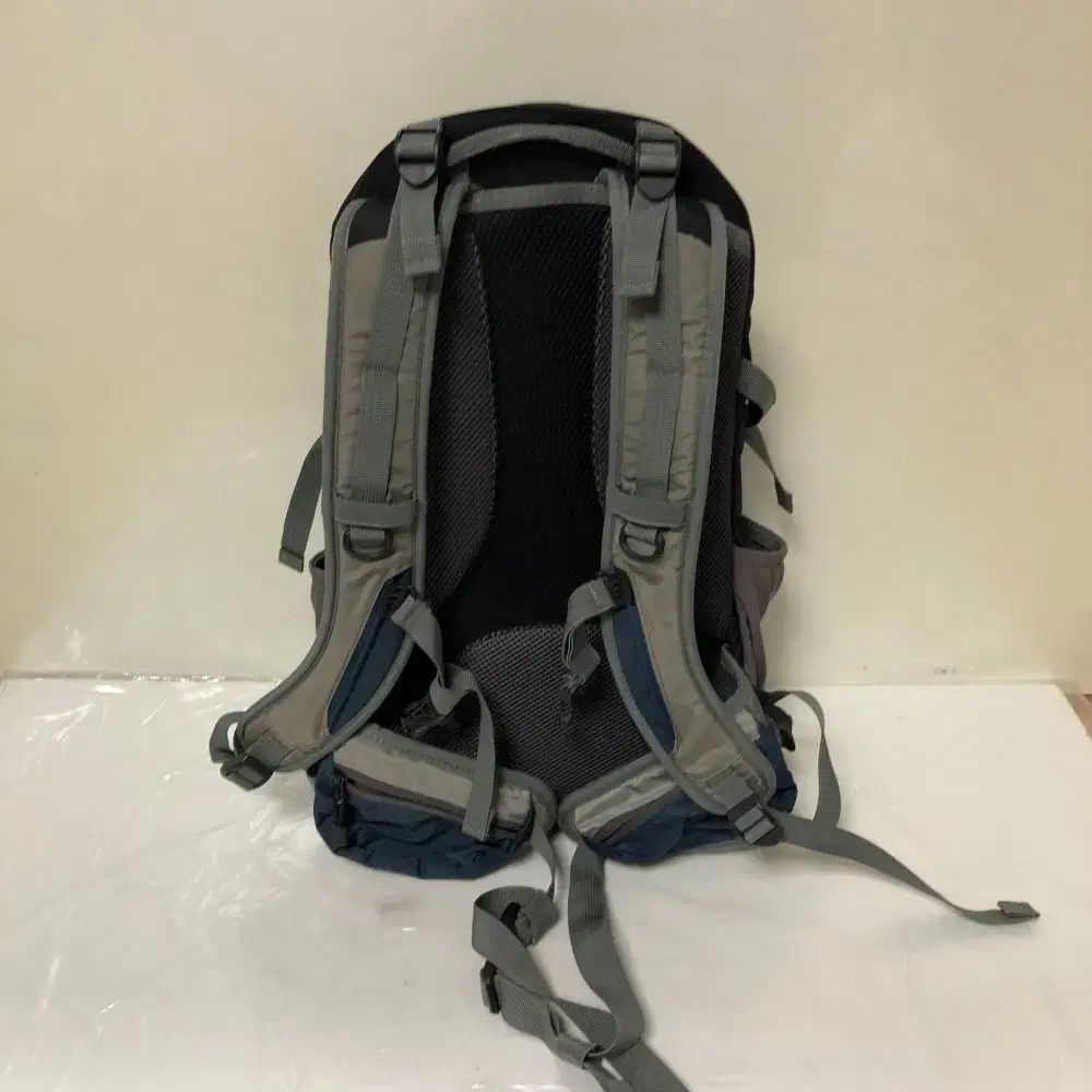 リュックサック 28L