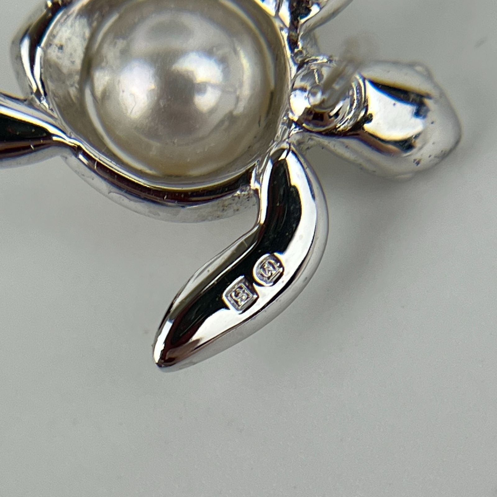 極美品✨MIKIMOTO ミキモト　K18  パール　ピンブローチ タイピン　傘 極美品✨MIKIMOTOミキモト アコヤパール ピンブローチ 傘
