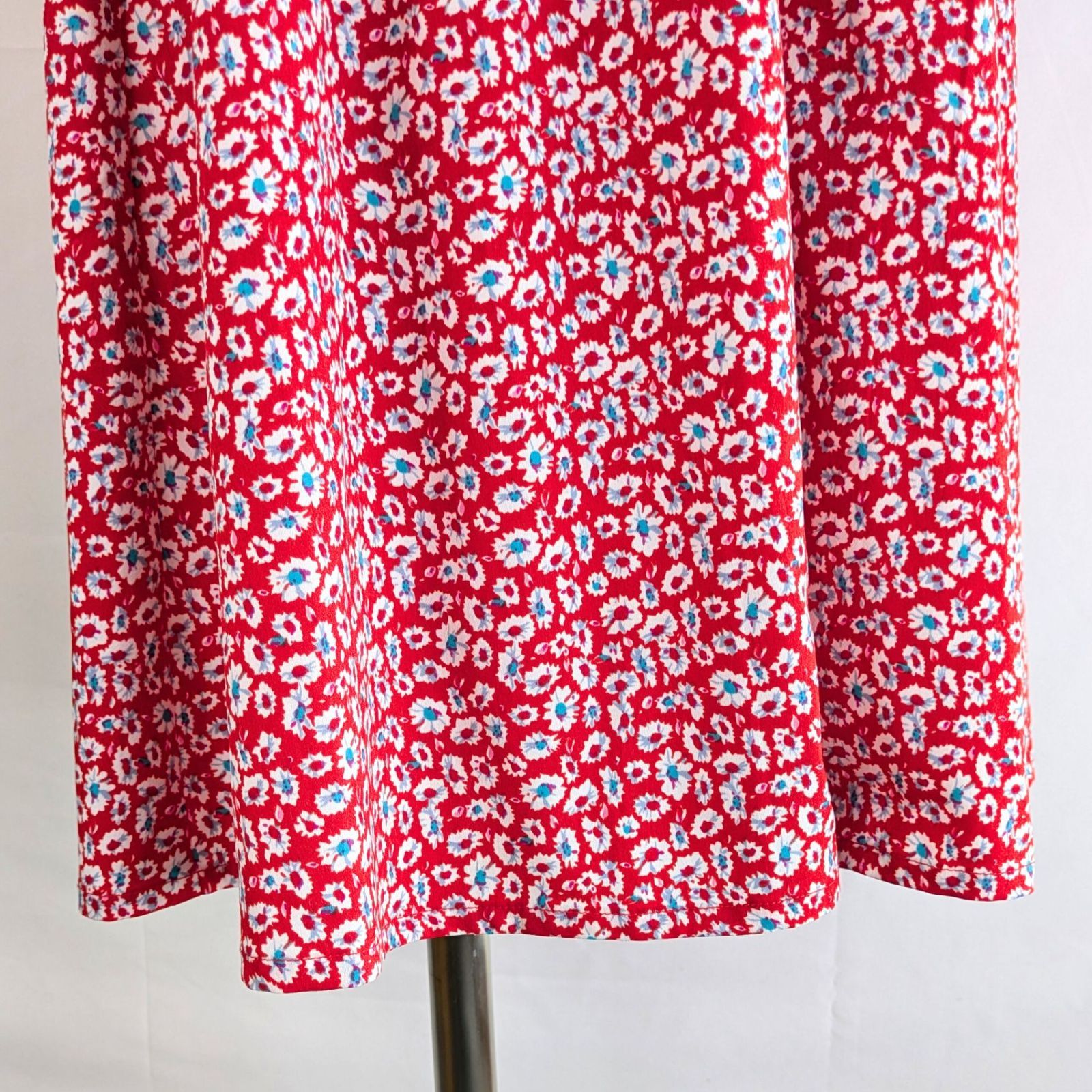 USED Vis ロングワンピース レッド花柄 フリーサイズ 半袖 裏地無 