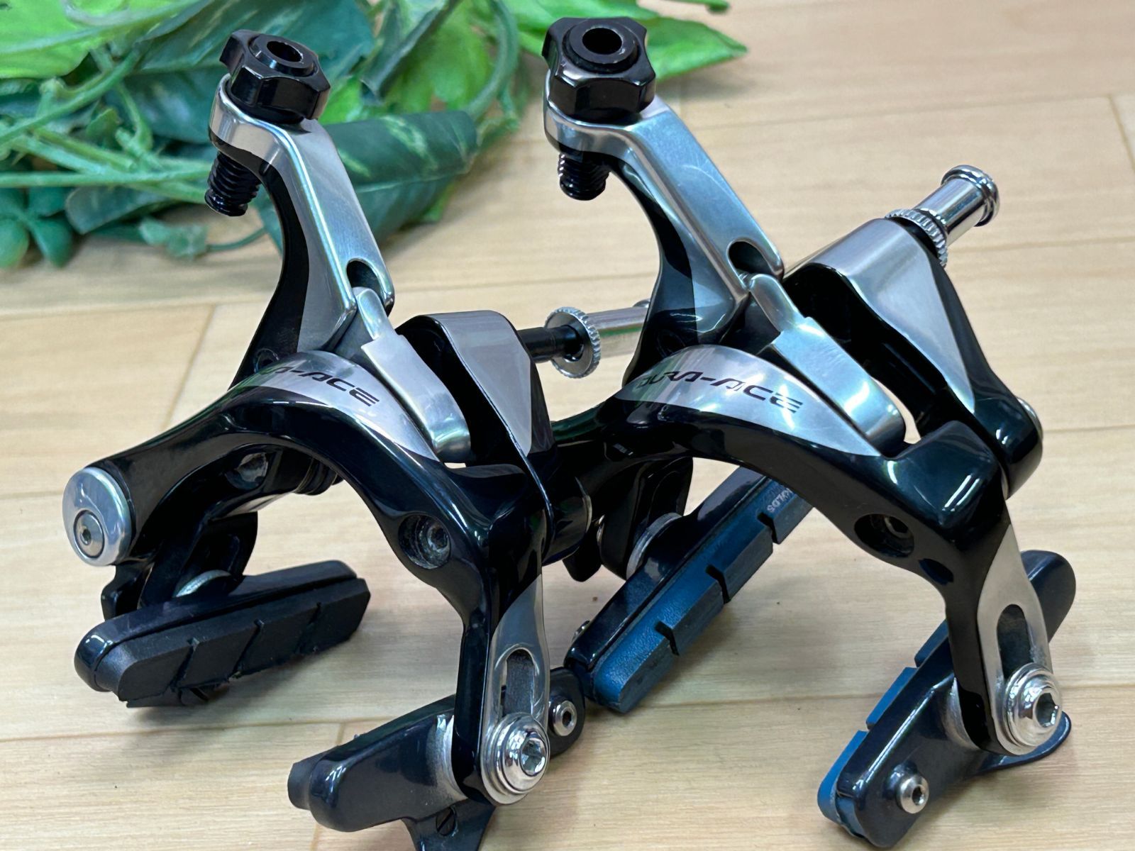 大特価sale!! 良品!! SHIMANO DURA-ACE BR-9000 313g シマノ デュラエース 前後キャリパーブレーキセット ロード ミニベロ ピスト 同梱発送承り中!! M-678