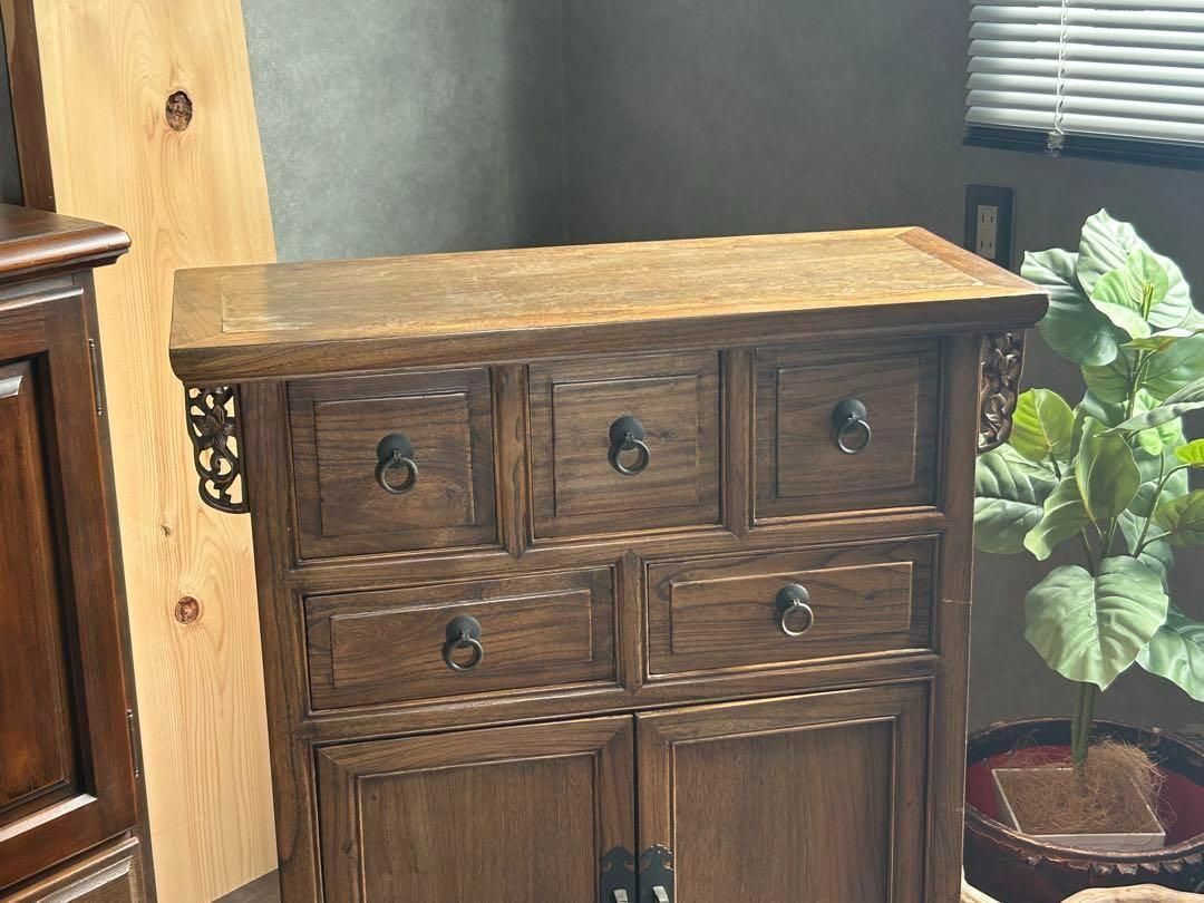 キャビネット 無垢材