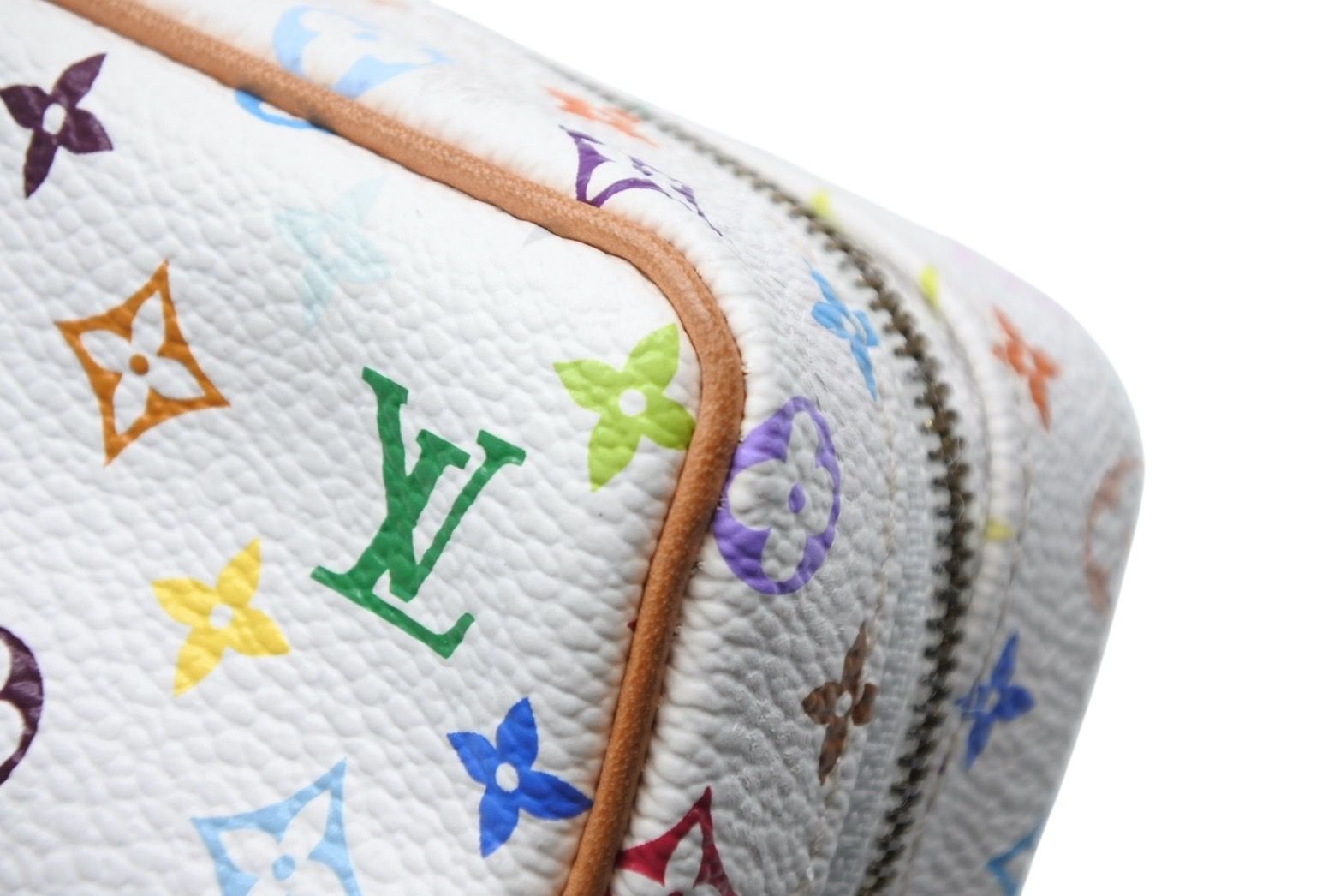 【極美品】LOUIS VUITTON ルイヴィトン トゥルース　ワピティ ルイヴィトン ポーチ トゥルースワピティ 極美品 LOUIS VUITTON ルイ