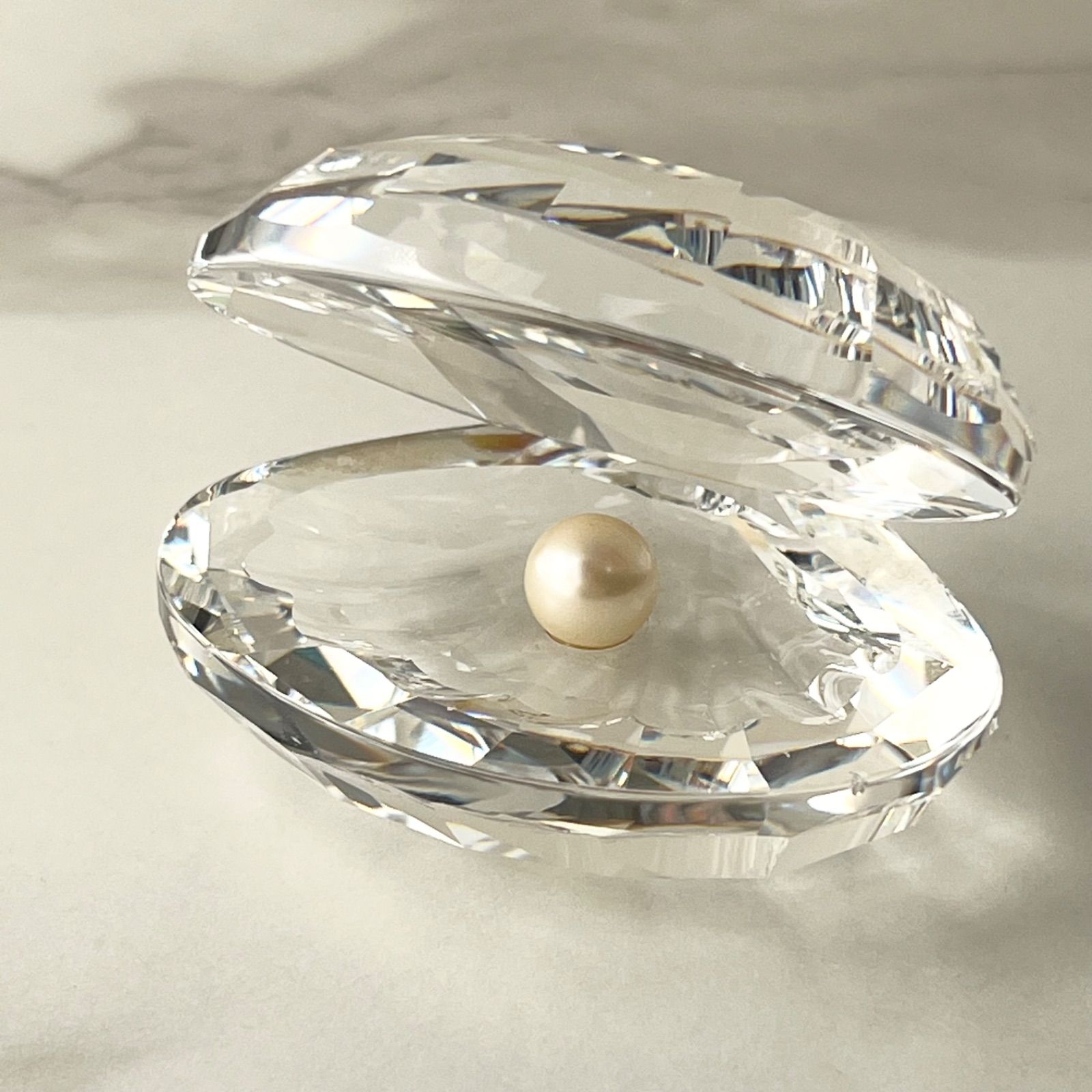 スワロフスキー 「貝と真珠」（Shell With Pearl）SWAROVSKI