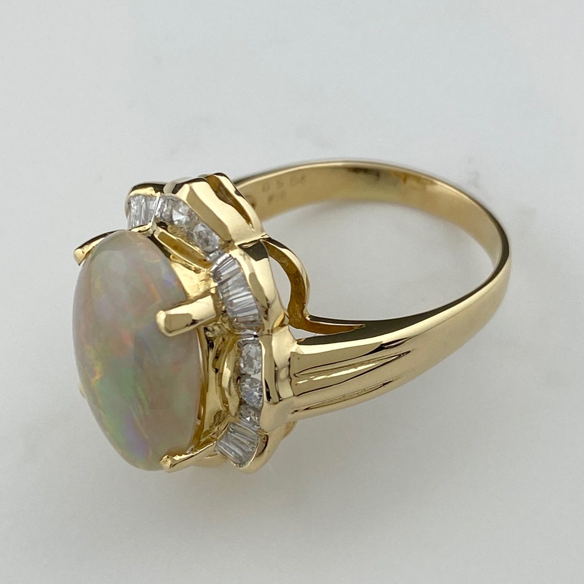 オパール デザインリング K18 イエローゴールド メレダイヤ 指輪 