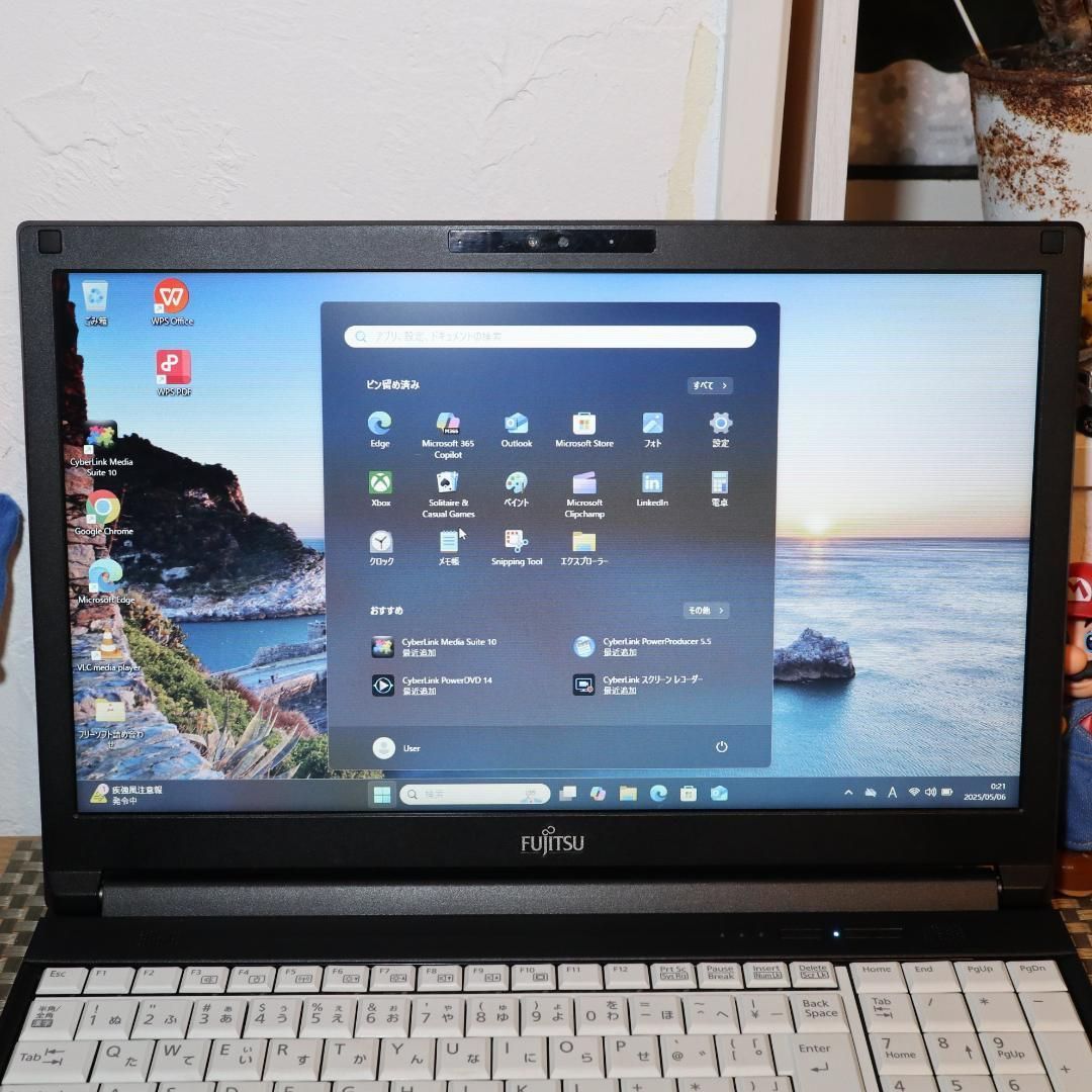 Win11公式対応10世代Corei3/メ8G/SSD/無線/カメラ/HDMI Win11公式対応10