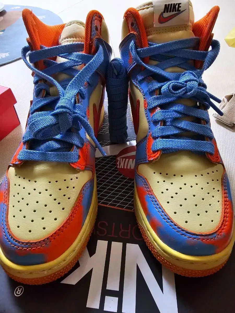 3日内発送 短納期NIKE(ナイキ) ダンク ハイ 1985 SP オレンジ エッシド 洗う ダイヤル式 ゴルフ