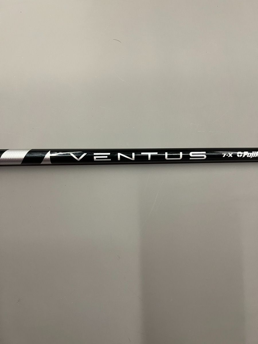 VENTUS ブラック ７X　テーラーメイドスリーブ