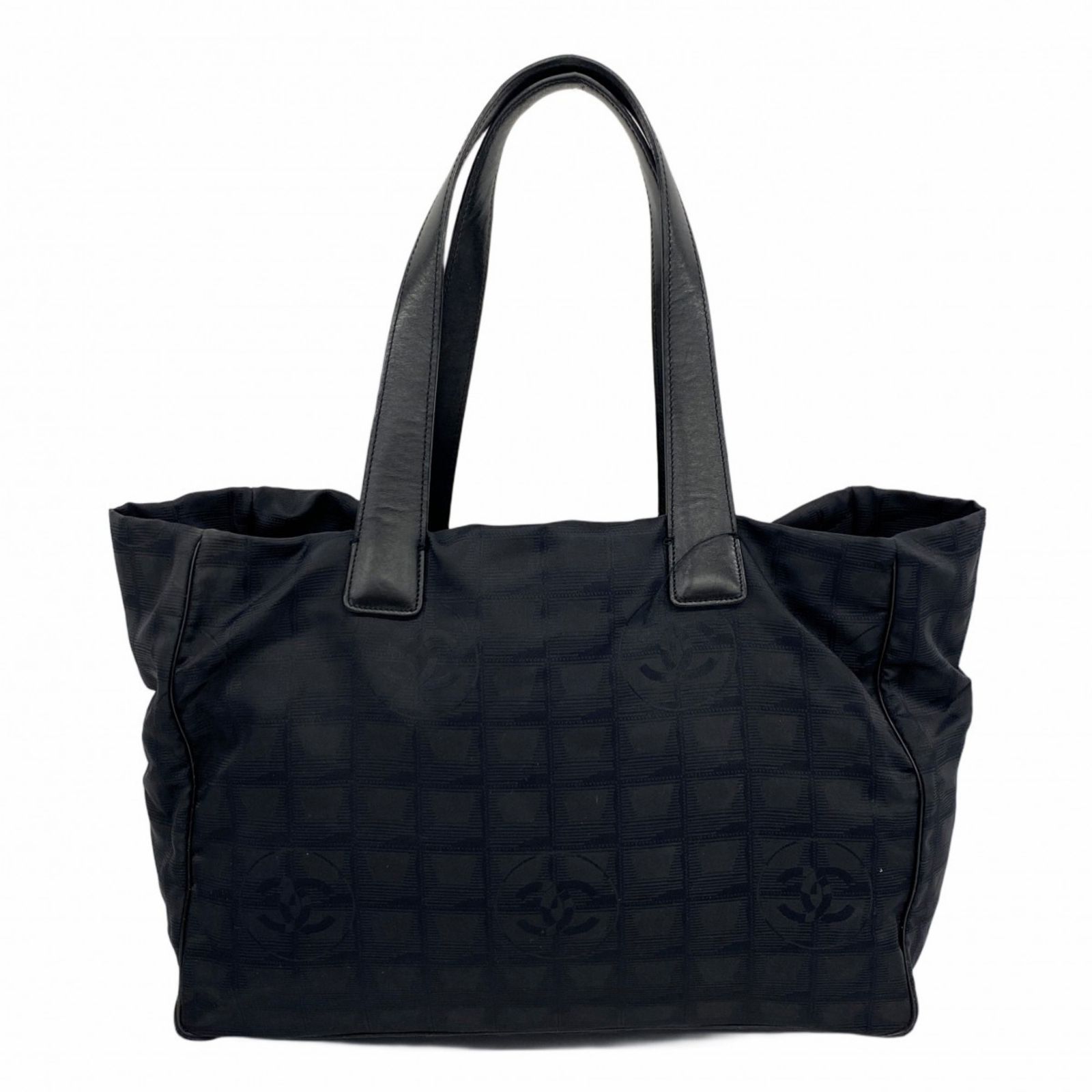 シャネル Chanel シャネル トートバッグ ニュートラベル ナイロン ブラック レディース
