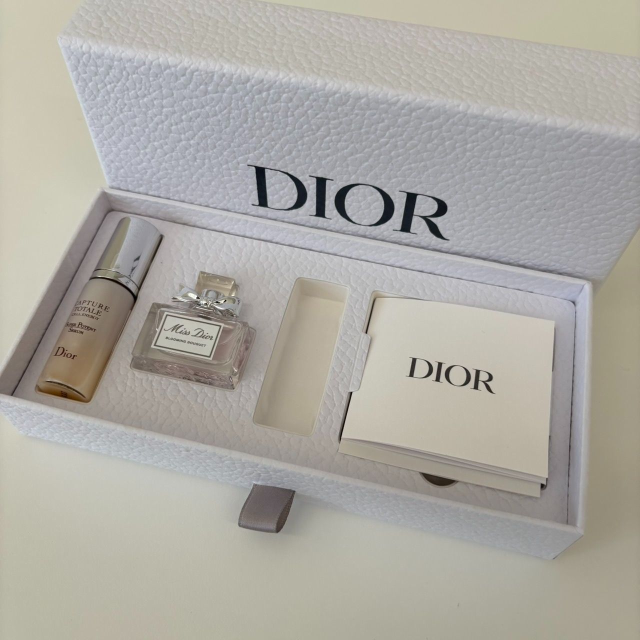 Dior ディオール ビューティーディスカバリーキット ノベルティ - メルカリ