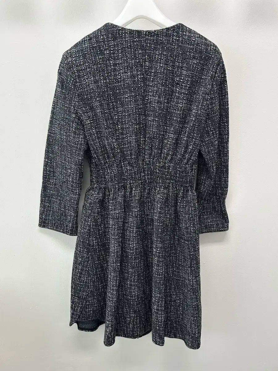 FOXEY カーディガン クロップドカーディガン シェル風ボタン 40 シェル