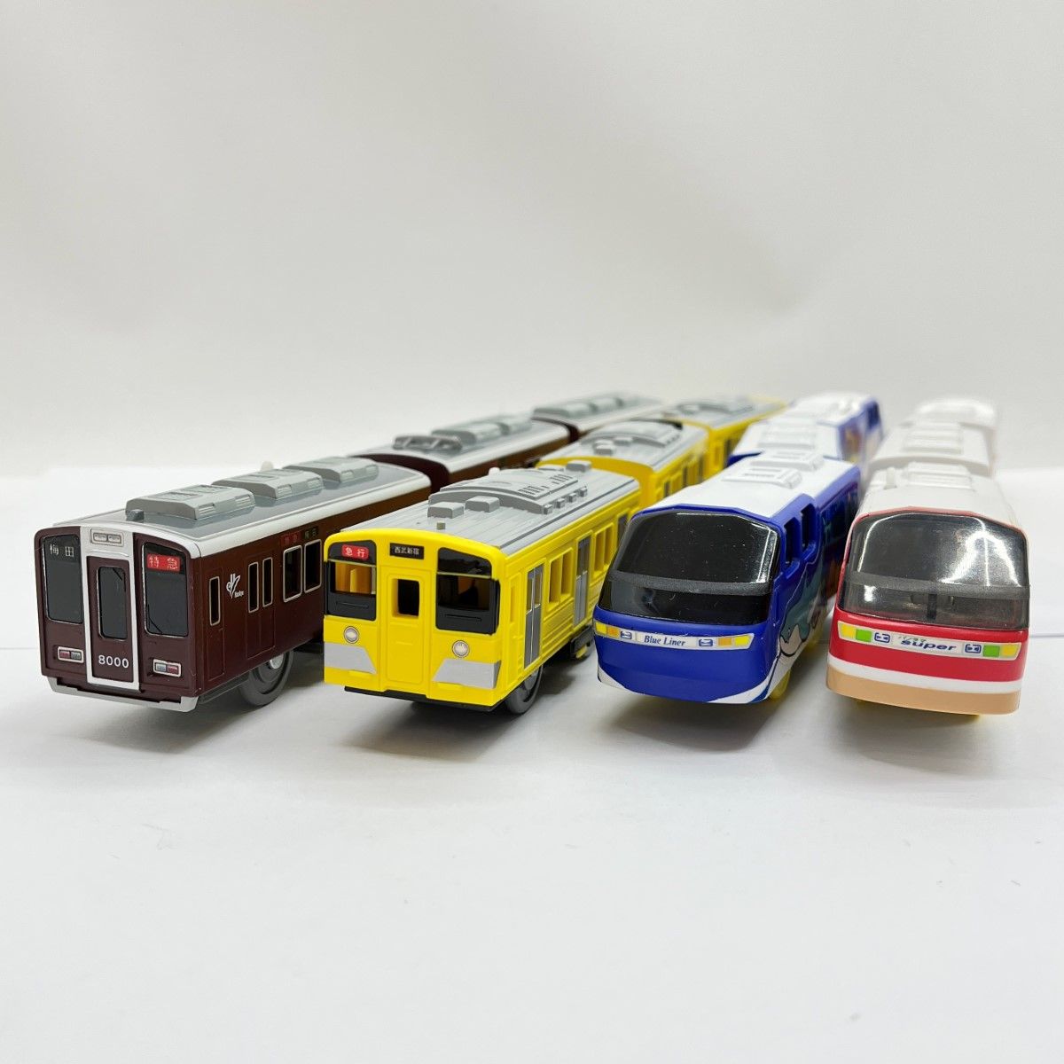 ◆◆TOMY プラレール トレインケース 阪急電鉄8000系 西武鉄道2000系 他 ◇◇TOMY プラレール トレインケース 阪急電鉄8000系 西武鉄道