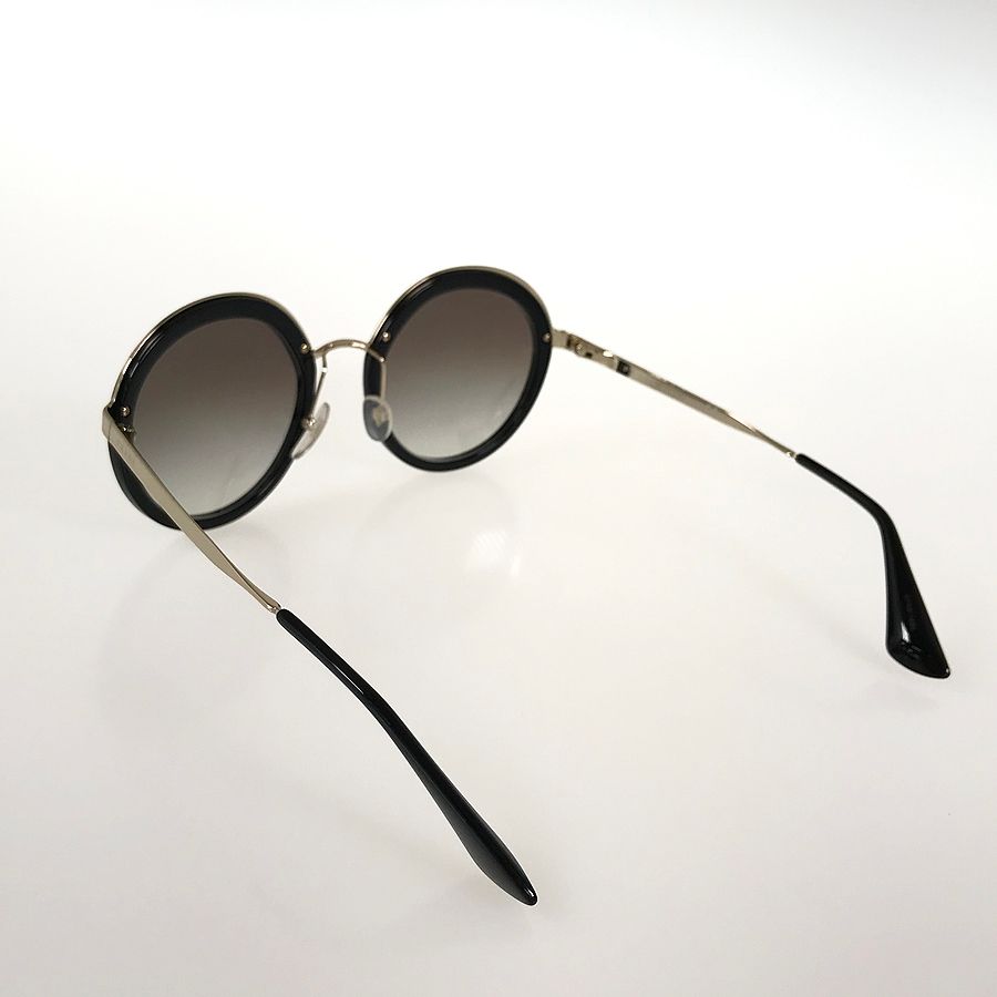 pr50ts prada
