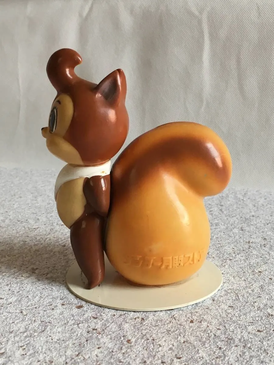 昭和レトロ★サンヨー月販ストア ★ リス★ ソフビ 貯金箱 2025年最新】サンヨー リス 貯金箱の人気アイテム - メルカリ