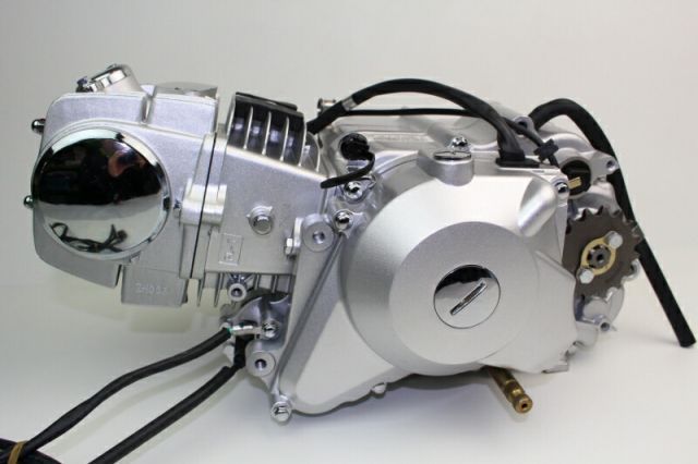 125ccエンジンセル始動方式クラッチレバーなし