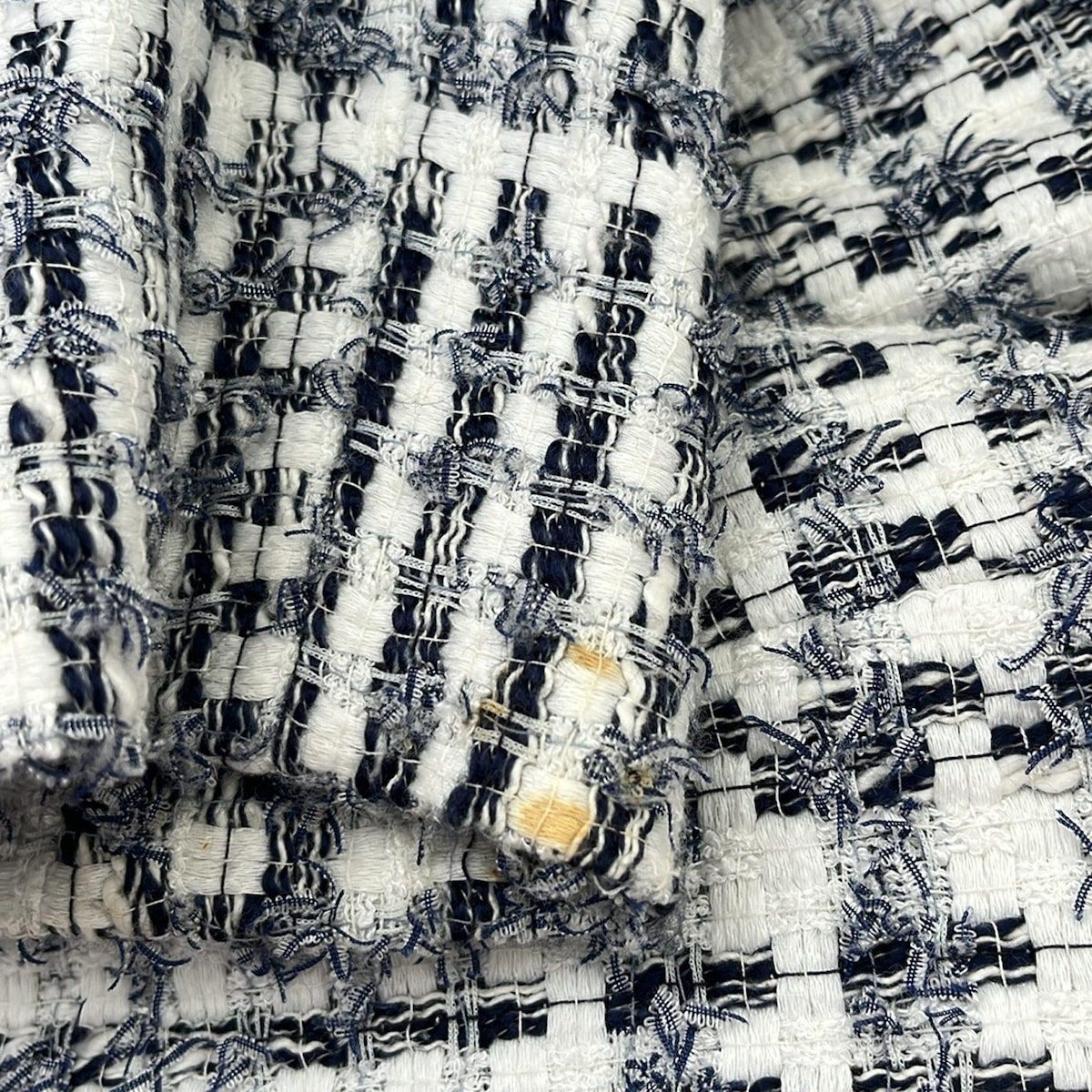 エトロ　ペイズリー柄 フリンジ付きポンチョ ETRO(エトロ) ポンチョ・ケープ(レディース) - 海外通販のBUYMA