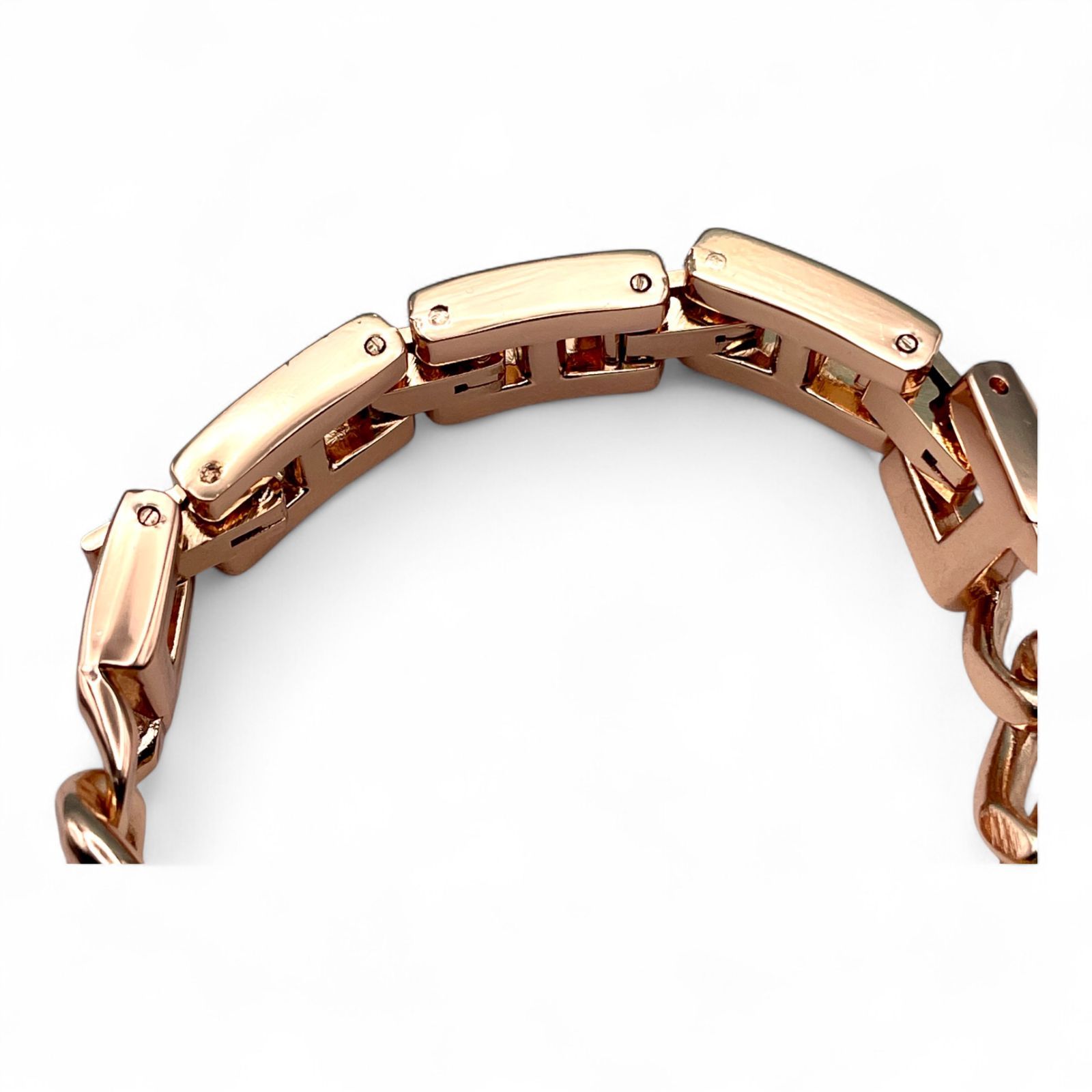 GUCCI グッチ 腕時計 107 ゴールド Gフェイス シェル 新品チェーン 美品 □ 稼働 GUCCI グッチ 腕時計 107 ゴールド Gフェイス