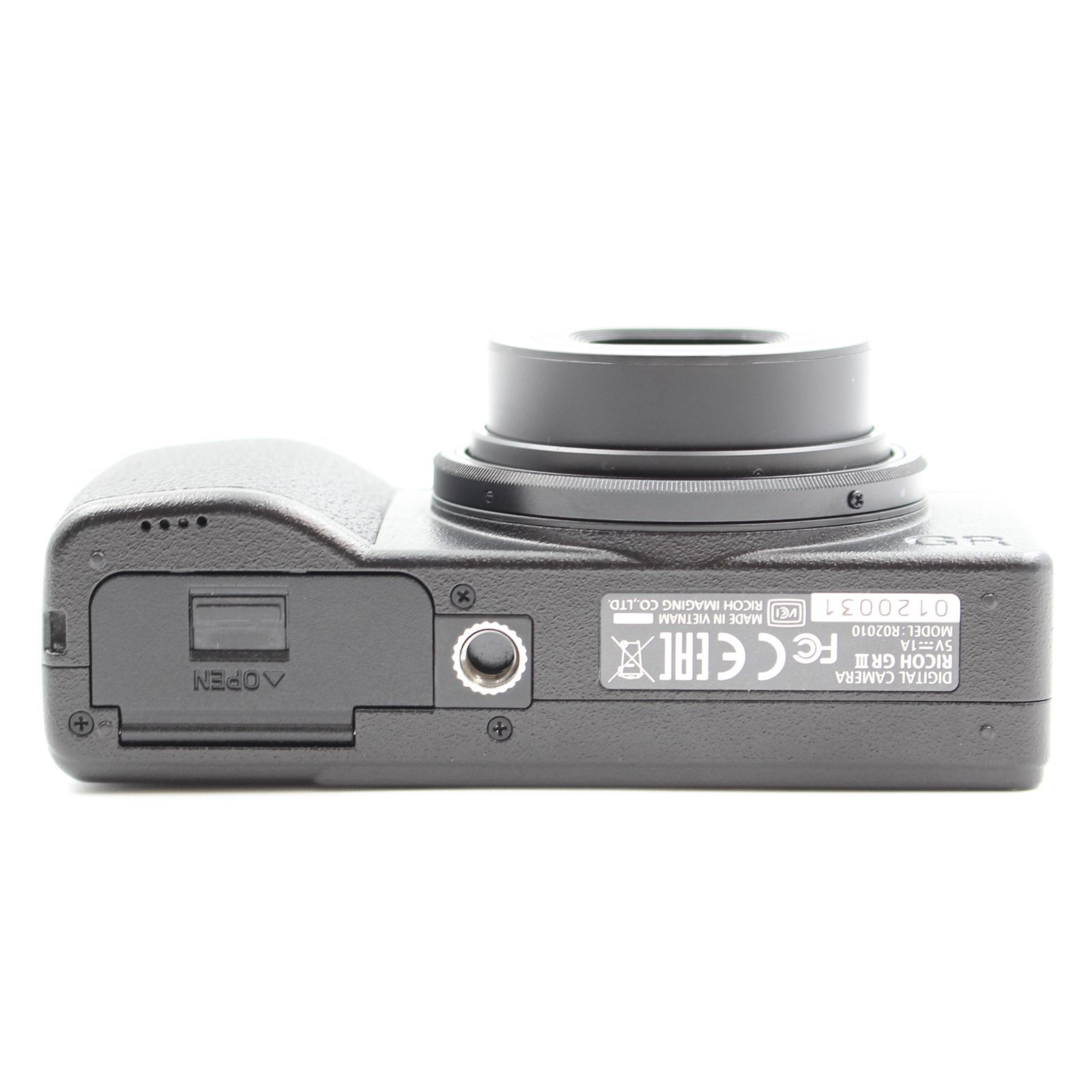 ■シャッター数2031枚！極上品■ RICOH GR III □シャッター数2031枚！極上品□ RICOH GR III デジタルカメラ