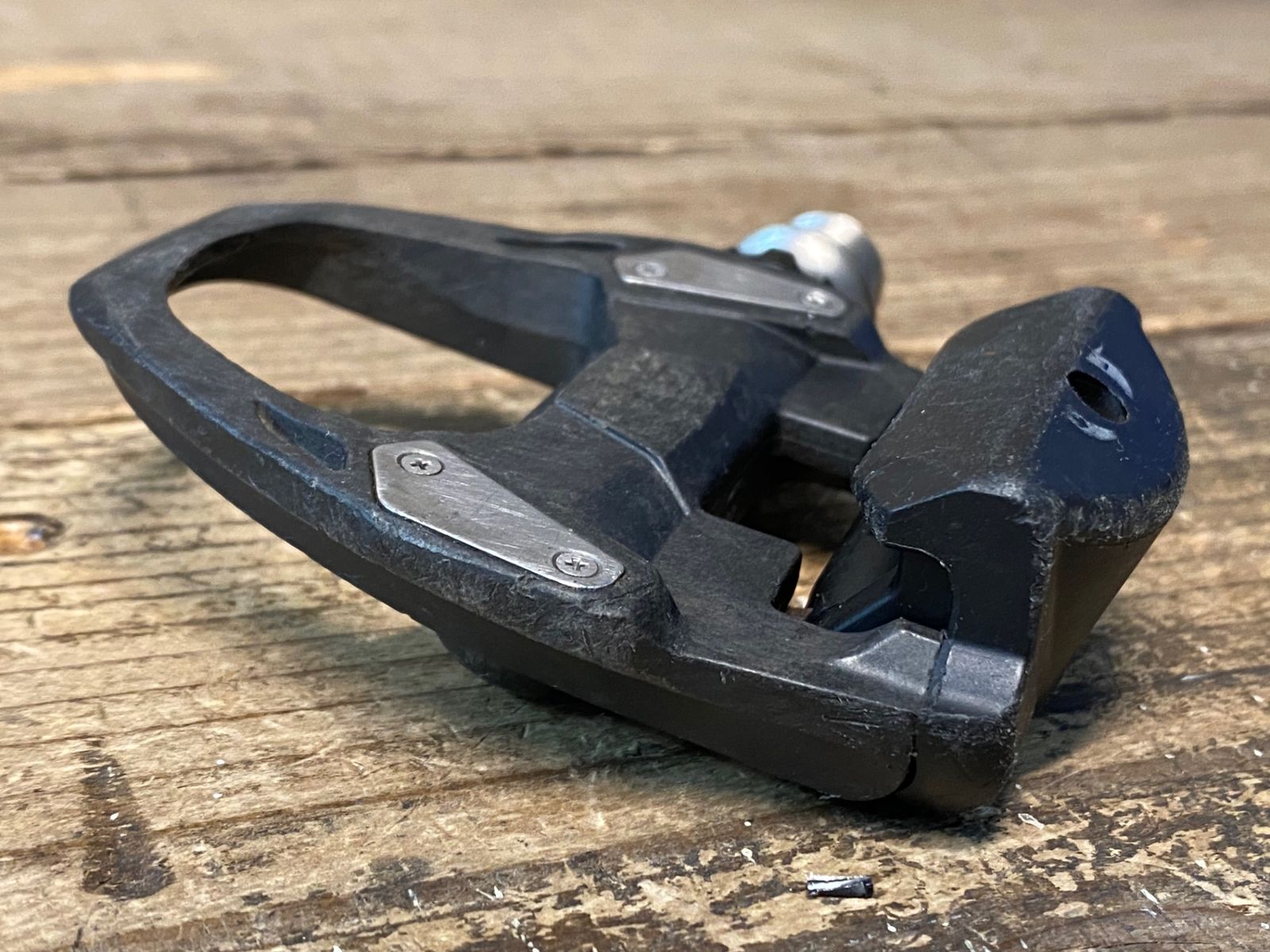 SHIMANO - シマノ　105ビンディングペダル　PD-R7000 105 PD-R7000 SPD-SL Carbon Pedals | Road Pedals | Ride Shimano