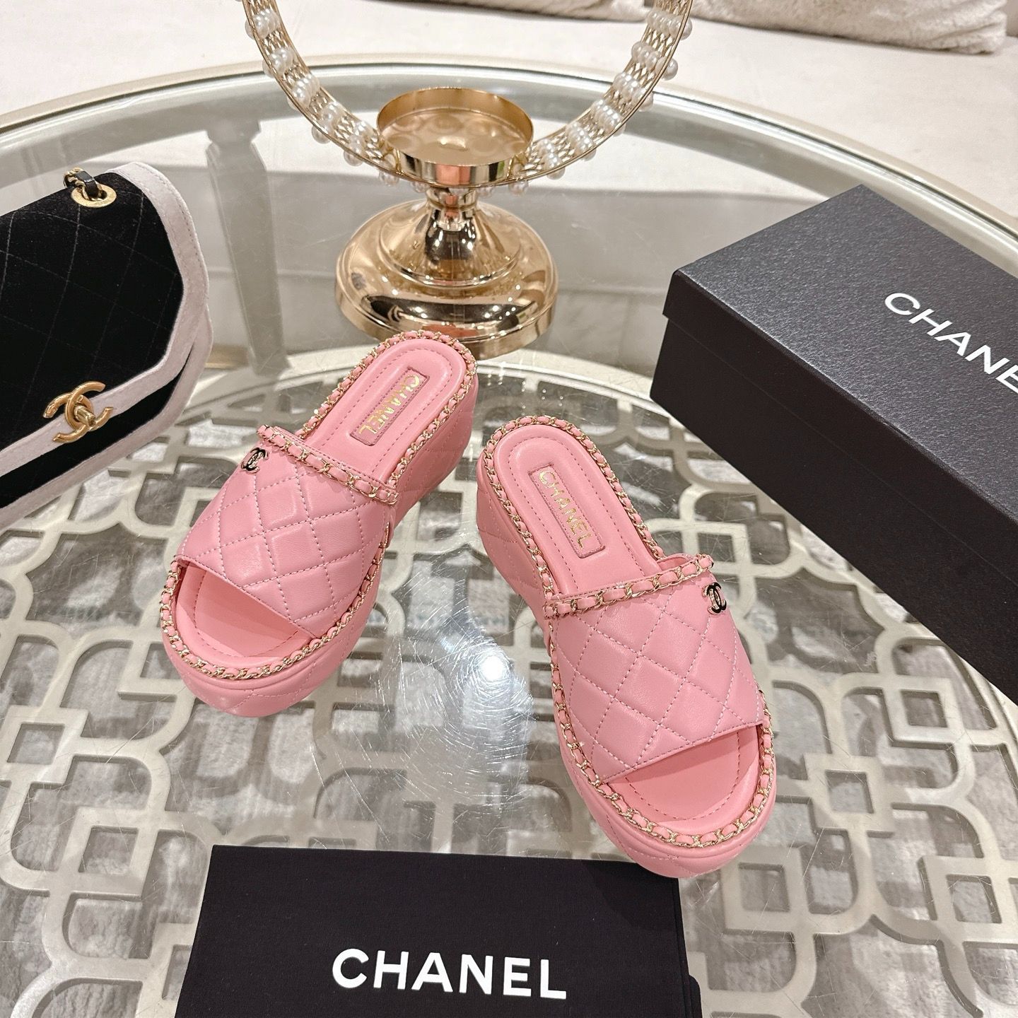 【シャネルっぽくて可愛い♪】CHANEL  25ss  サンダル org.jpg