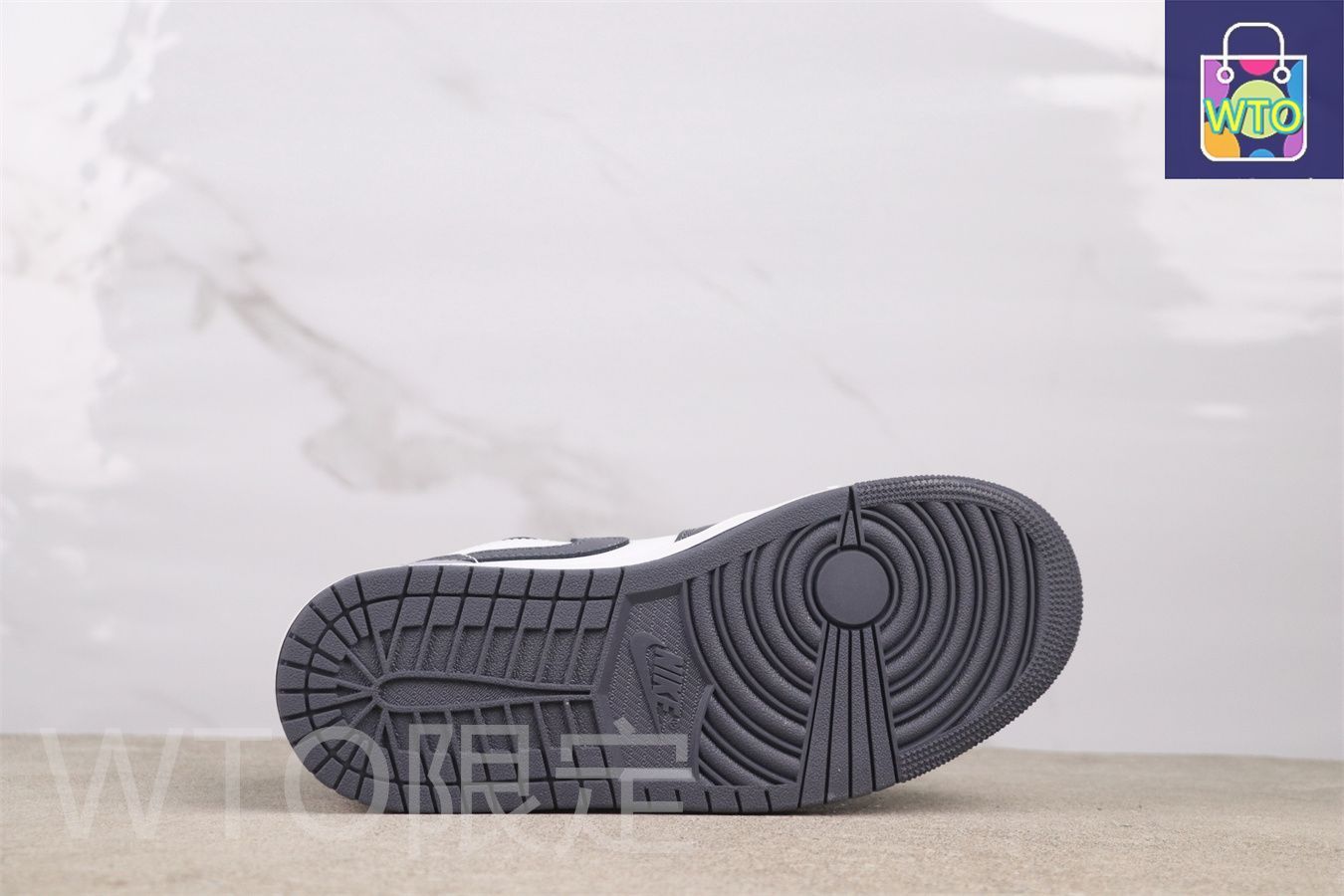 ローカット スモークパープル