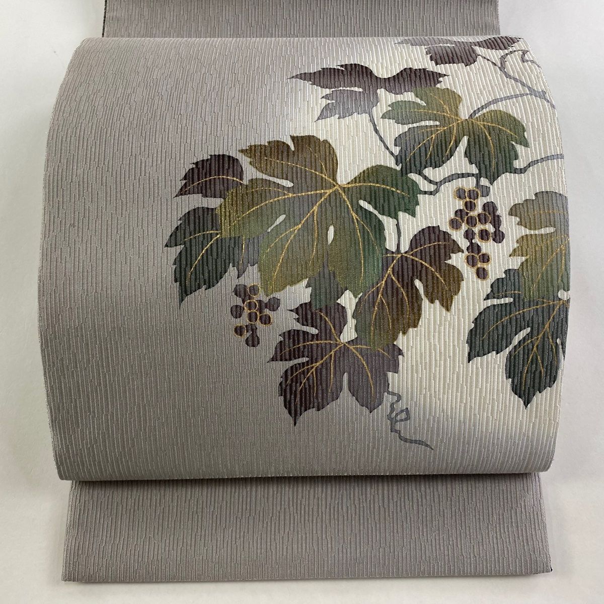 刺繍 袋帯 お太鼓柄 金糸 正絹 楽天市場】袋帯 美品 逸品 華文 花唐草 相良刺繍 金糸 灰緑