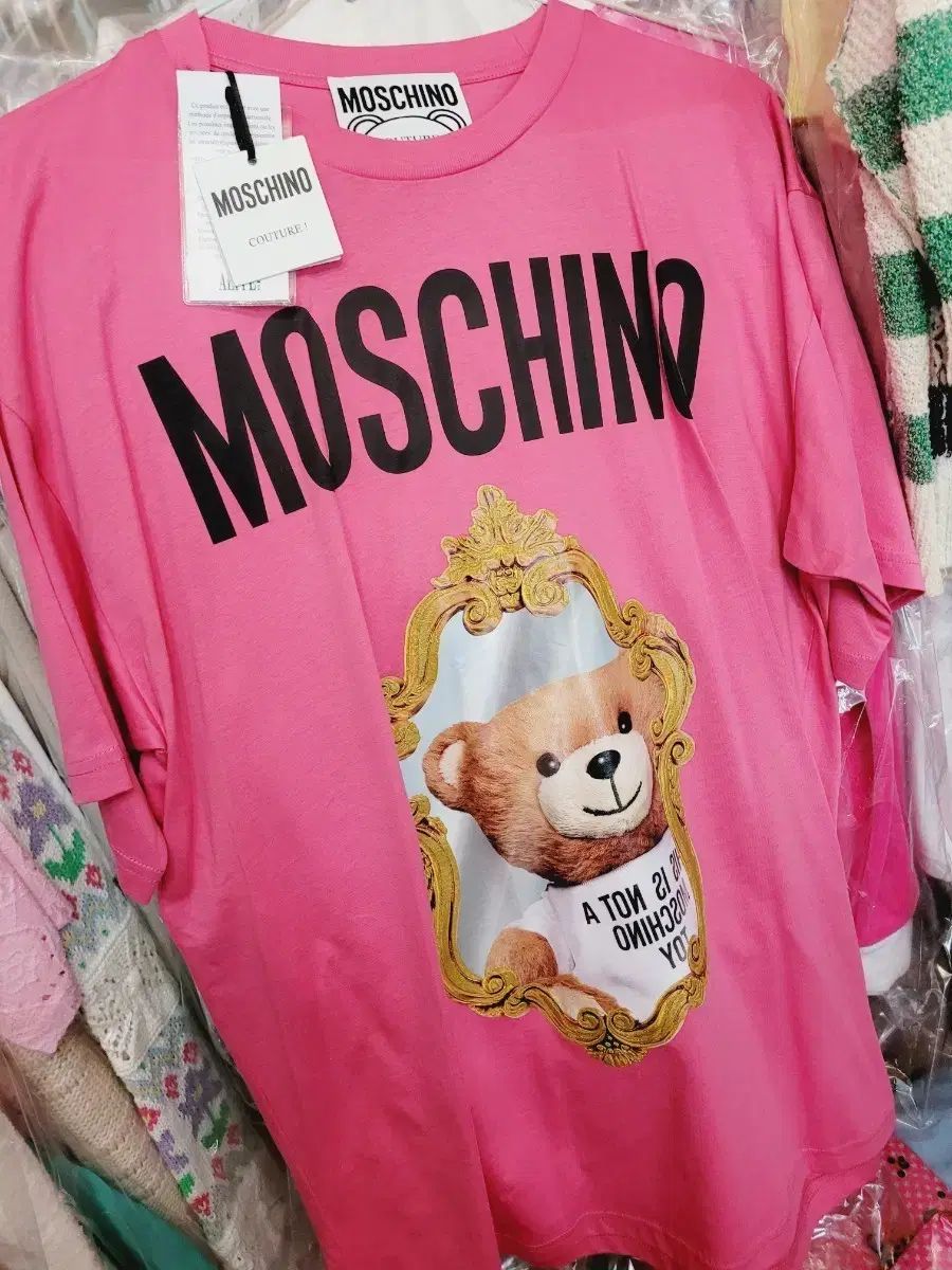 Moschino モスキーノ ピンクベア