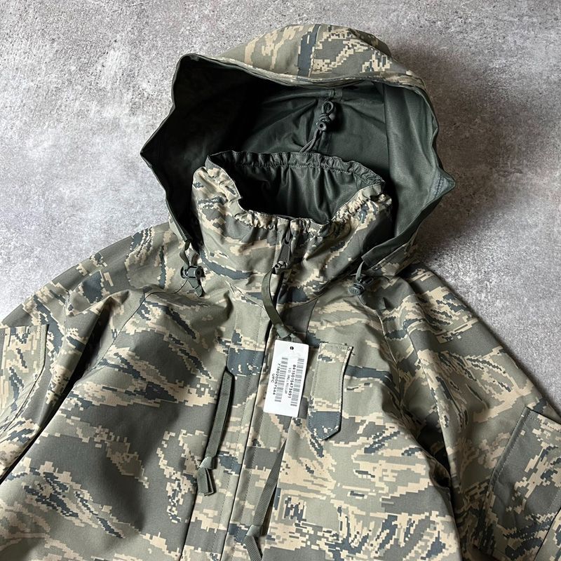 DEAD STOCK ecwcs デジタルカモUSAFミリタリーパーカー S-R デッド