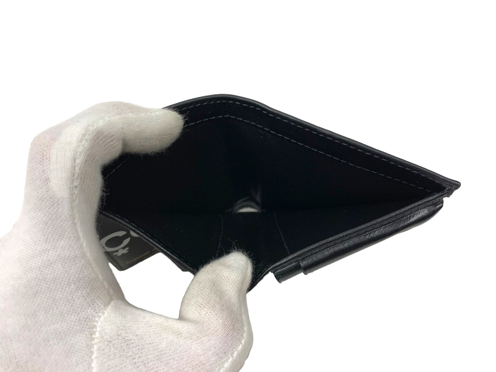 COMME des GARCONS (コムデギャルソン) HUGE LOGO WALLET BLACK 二つ折り財布 小銭入れ無し  SA0641HL-BKBKOS 黒 レザー ウィメンズ /036