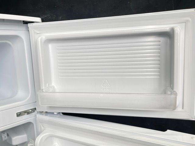 美品 送料無料 コンフィー ノンフロン冷凍冷蔵庫 【中古】comfee