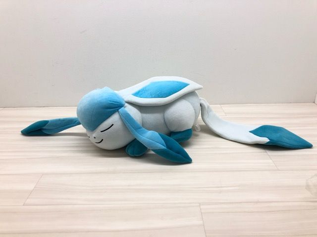 ポケモンすやすやグレイシア ぬいぐるみ【G1802-007】108 - メルカリ