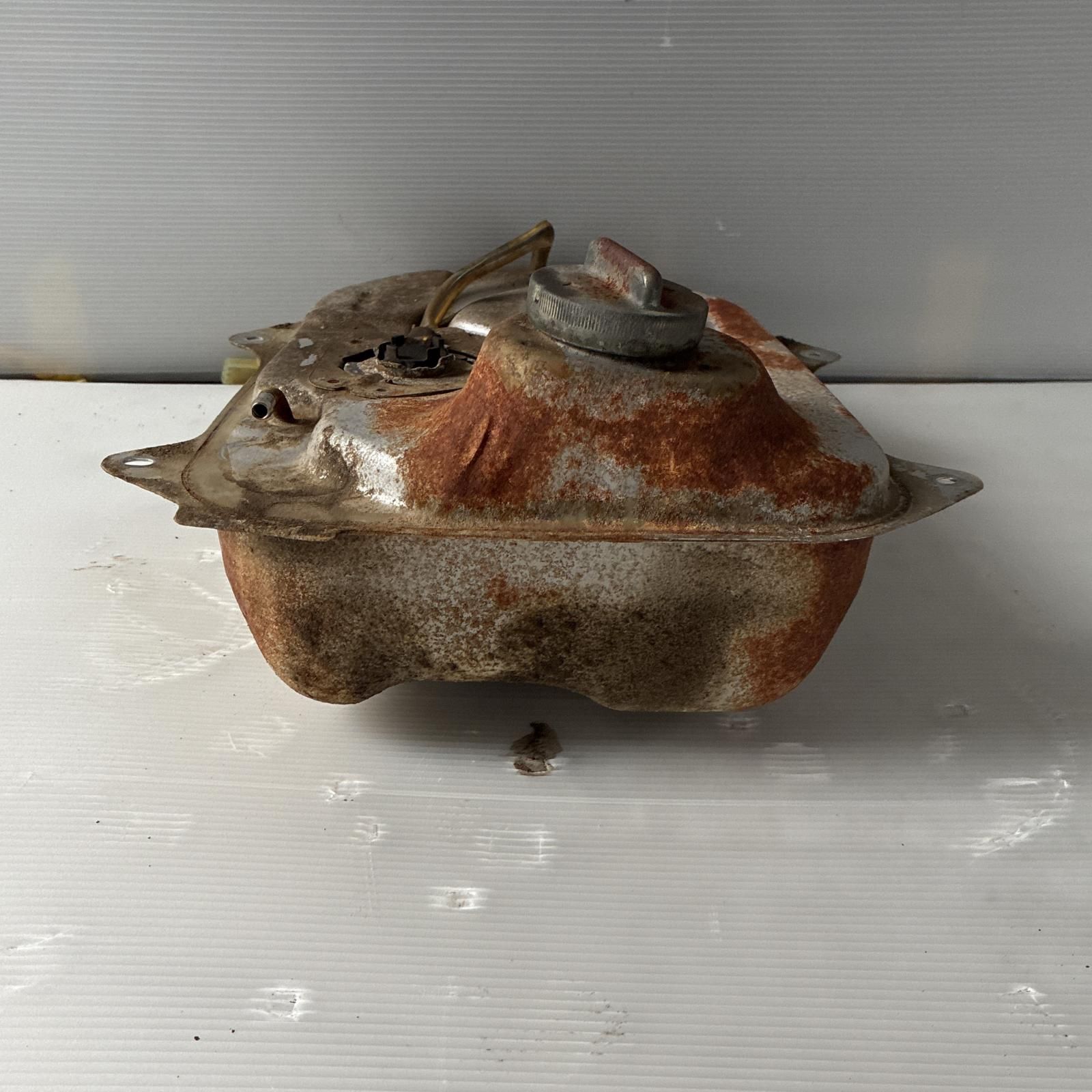 HONDA ディオフィット50 AF27 燃料タンク ホンダ HONDA ディオフィット