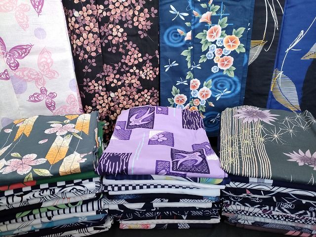 平和屋本店■浴衣 まとめて 45点 燕 蝶 蜻蛉 花柄 朝顔 こむさでもーど など 着用可能多数 未使用品あり ppp2683 平和屋本店□浴衣 まとめて 45点 燕 蝶 蜻蛉 花柄 朝顔 こむ