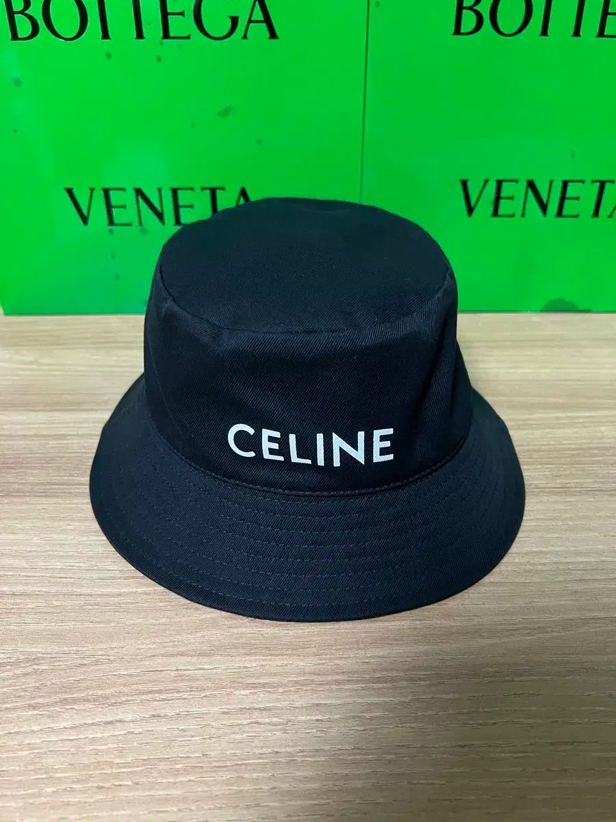 CELINE ブラック バケットハット L Celine(セリーヌ) バケットハット L - メルカリ