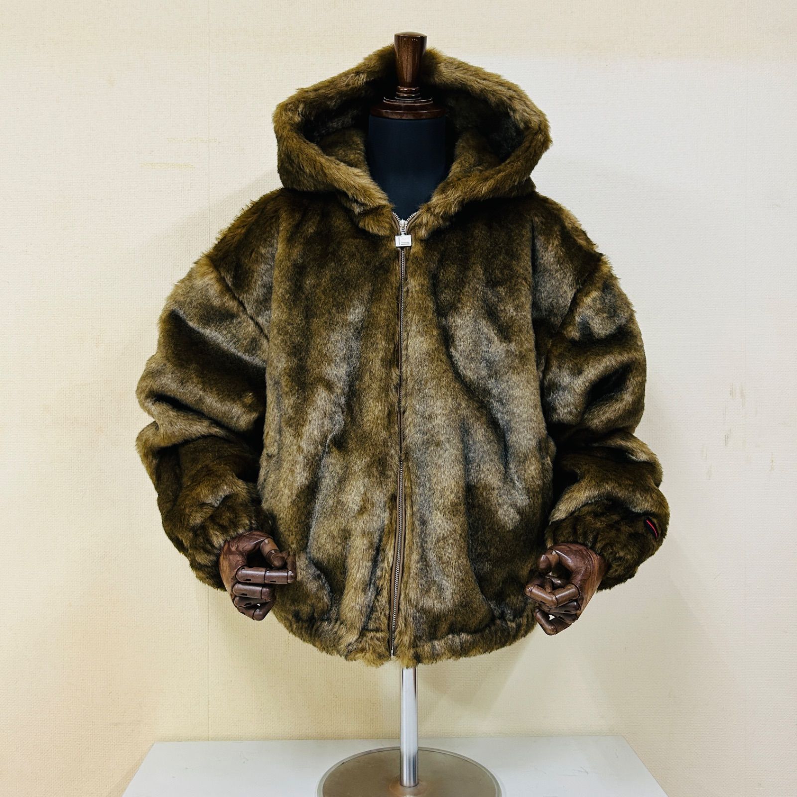 新作】【FUBU／フブ・Faux Far Hooded Jacket （ブラウン