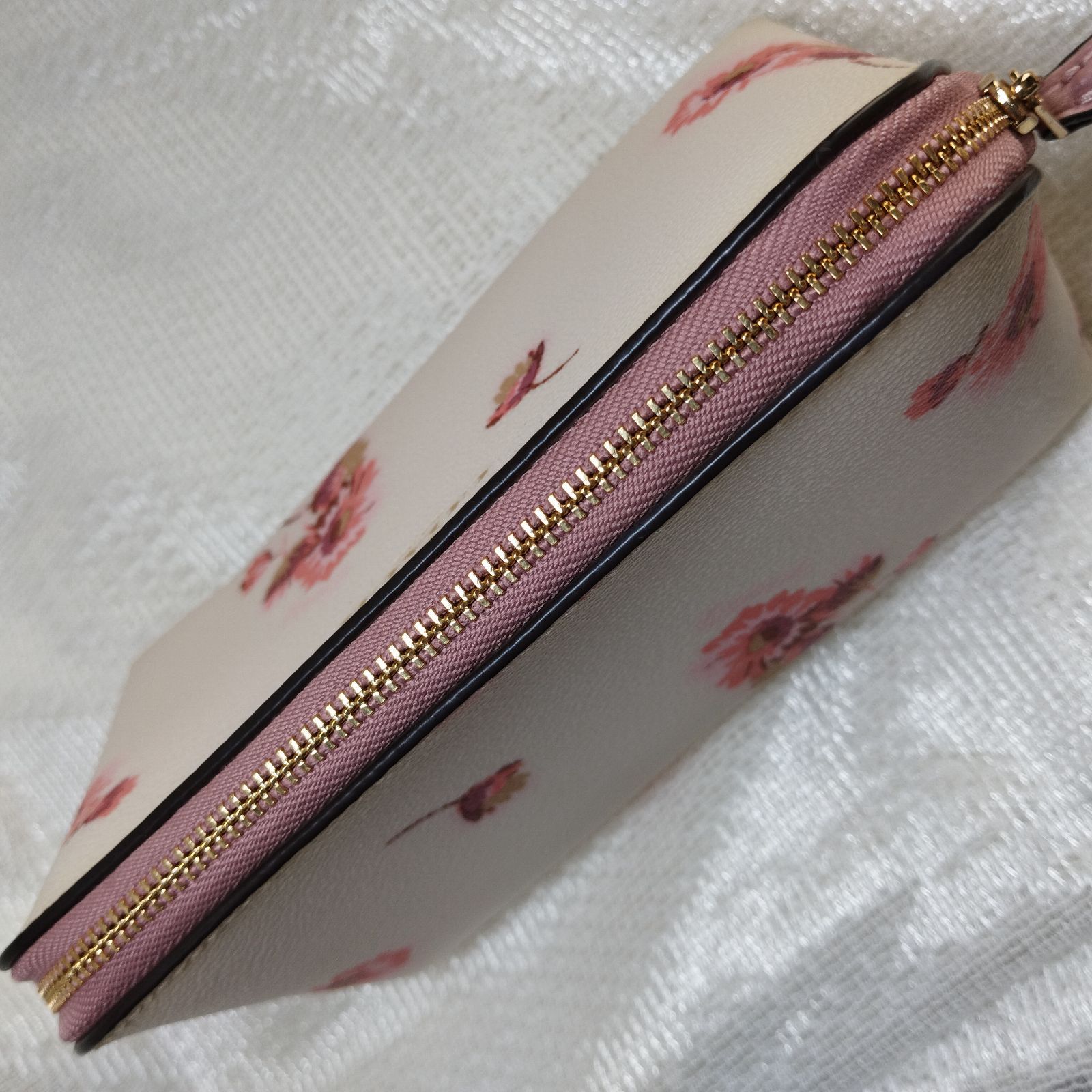 最終値下げ】✨美品✨コーチ COACH ポーチ レザー PNK 花柄 フローラル 
