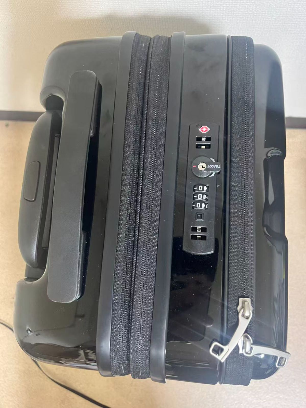 フォールズ スーツケース