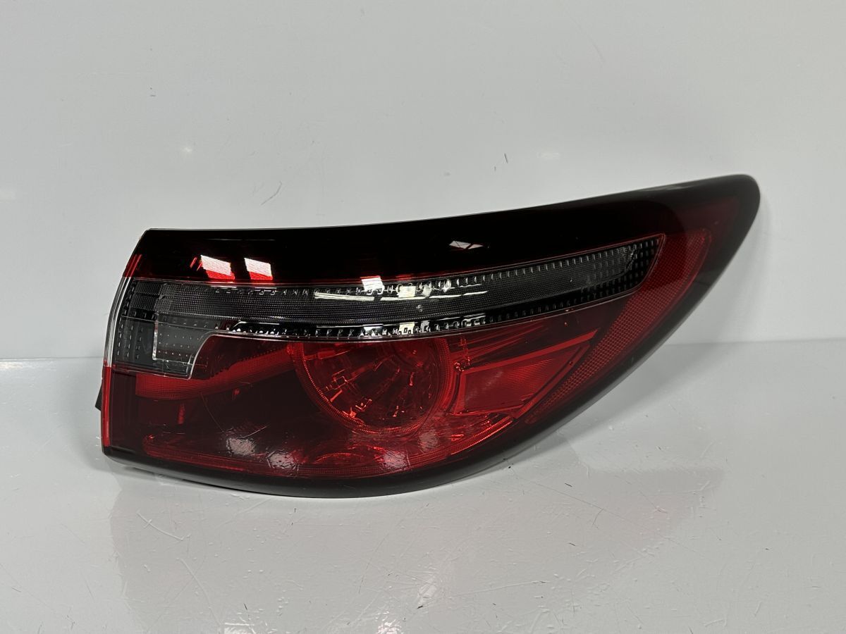 低走行 アテンザ マツダ6 セダン GJEFP GJ2AP GJ5FP 後期 純正 右テールランプAssy GSJ5-51-150B GRF5-51150 220-6517M D 管理29912