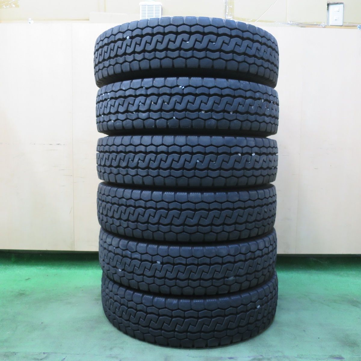 バリ溝 25年 9分 6本 トラック タイヤ 205 85R16 117 115N ブリヂストン エコピア M812 ミックス オールシーズン 16インチ 5101005イスタ