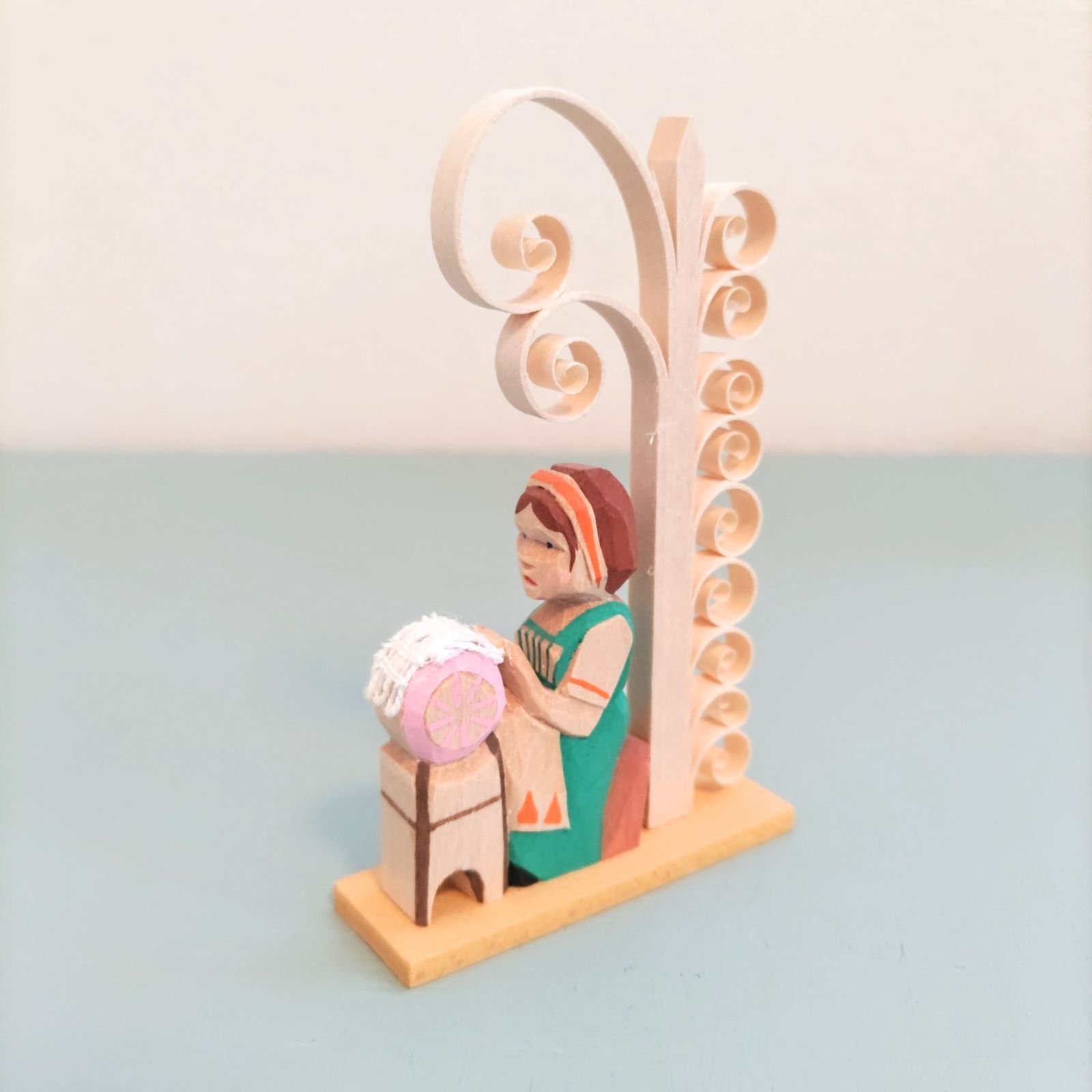 ボビンレース職人 ドイツ木工芸品 ヘルビッヒ工房 ドイツ雑貨