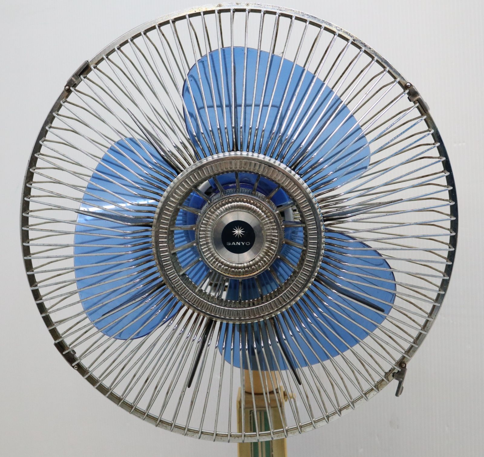 ▽昭和レトロ/当時物！ ｜レトロ 扇風機 30cm 座敷扇｜サンヨー