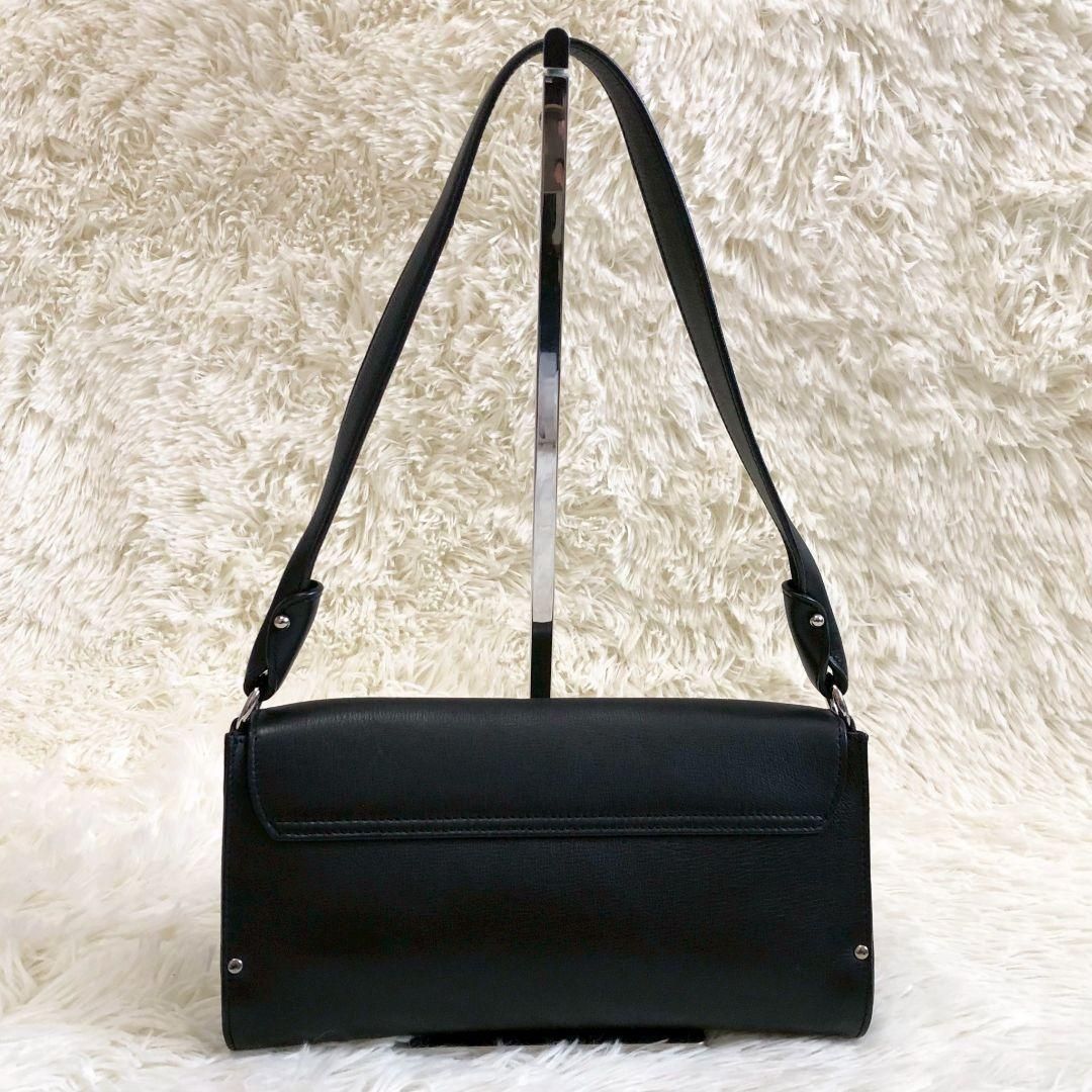 極美品● フェラガモ ショルダーバッグ ワンショルダー ガンチーニ ブラック 極美品✨】フェラガモ ガンチーニ ワンショルダー 黒 ショルダーバッグ