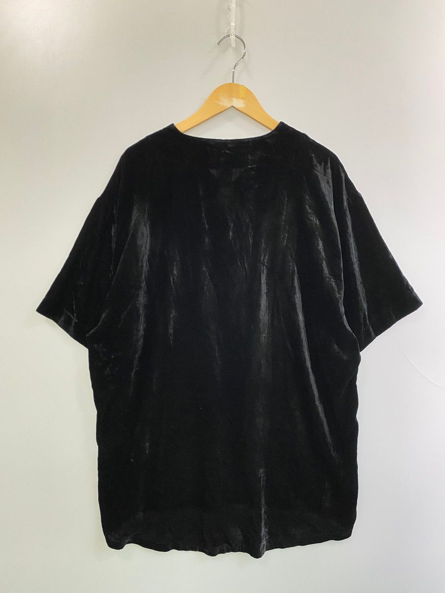 Supreme シュプリーム 25SS VELVET BASEBALL JERSEY BLACK ベルベットベースボールジャージー 半袖シャツ トップス 149-251022-yn-04-min