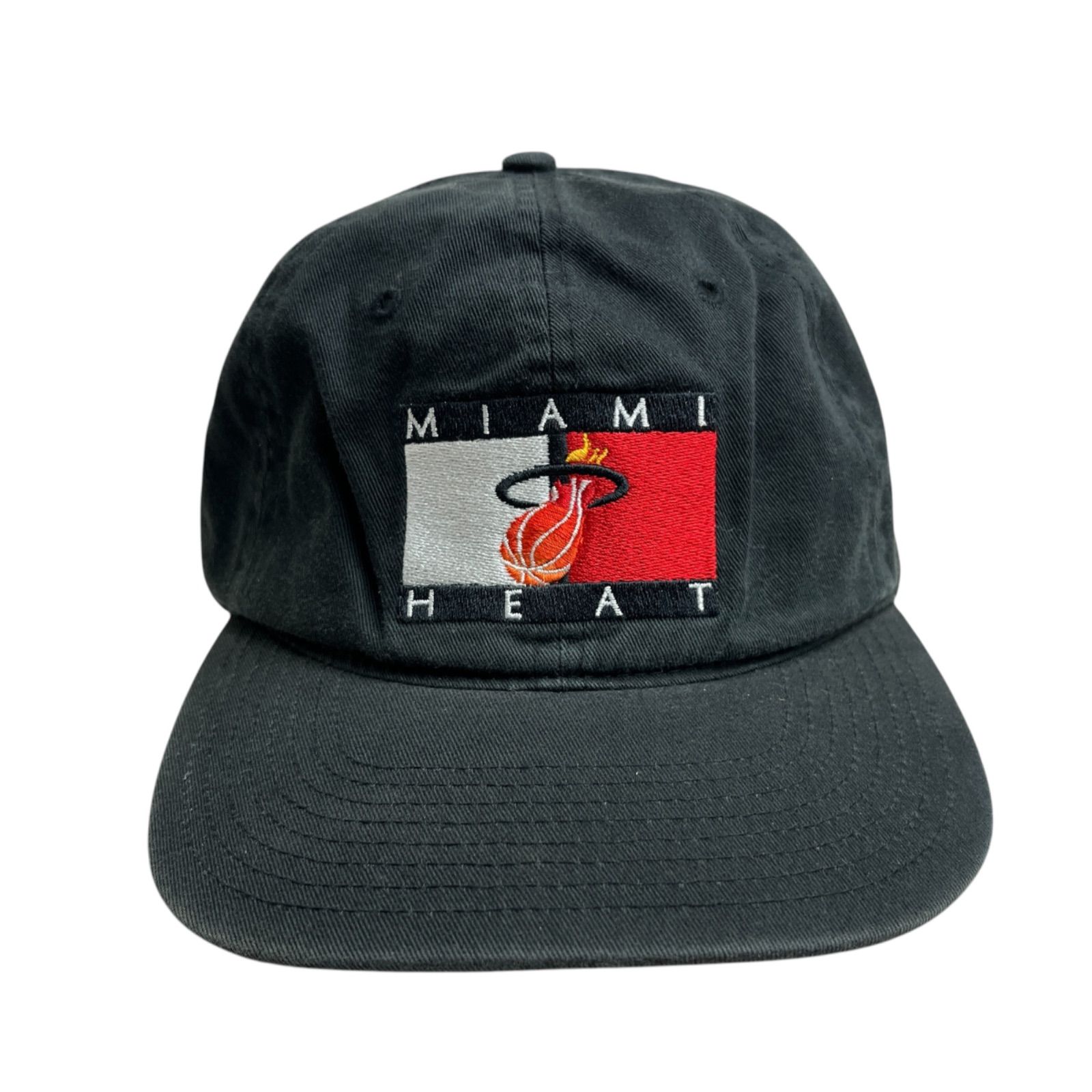 【キャップ/帽子】MIAMI HEAT (マイアミヒート) NBA 6パネルキャップ Official