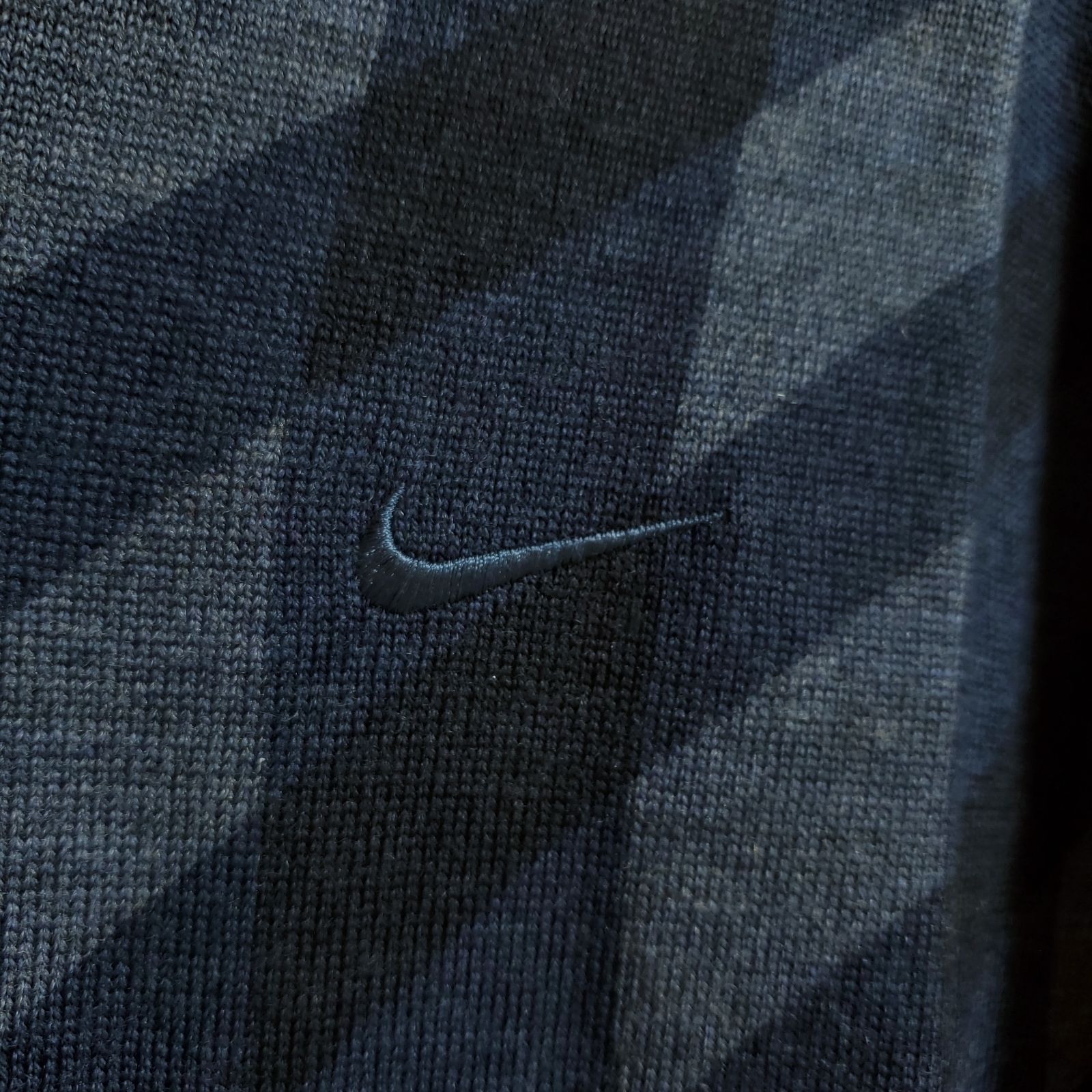 【極美品】NIKE GOLF ナイキゴルフ タイガーウッズ クルーネックセーター 極美品】NIKE GOLF ナイキゴルフ タイガーウッズ クルーネック