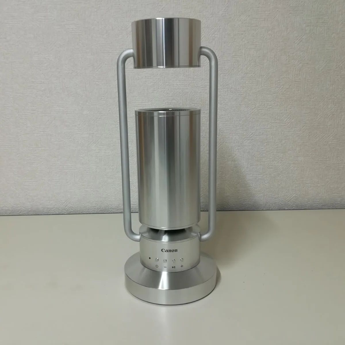 【未使用・開封品】albos Light & Speaker シルバー 未使用・開封品】Canon albos Light ＆ Speaker SILVWR