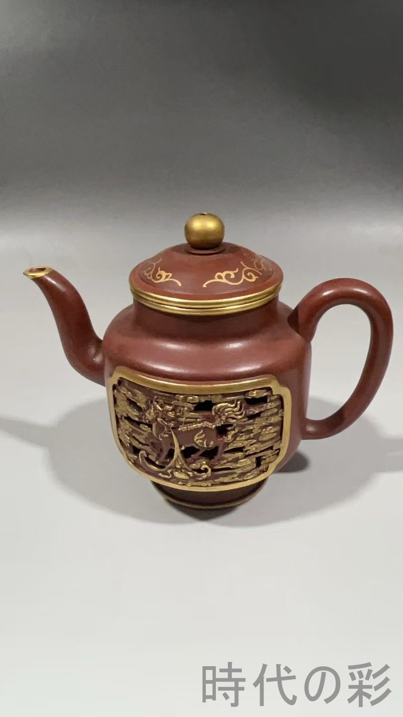 中国古美術 中国宜興 紫砂壺 宮灯壺 描金装飾 大清乾隆年制款 原鉱大紅袍 急須 茶壺 唐物 茶銚 在銘 時代陶器 收藏品 R07101814