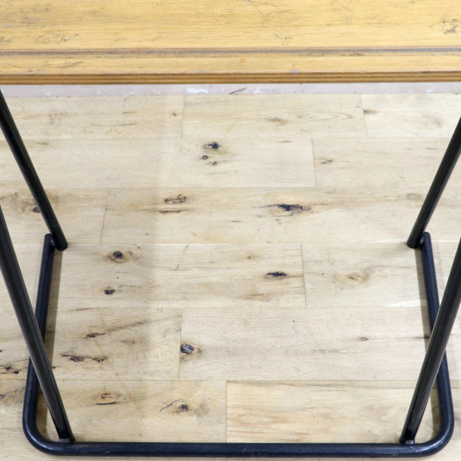 インダストリアル 什器